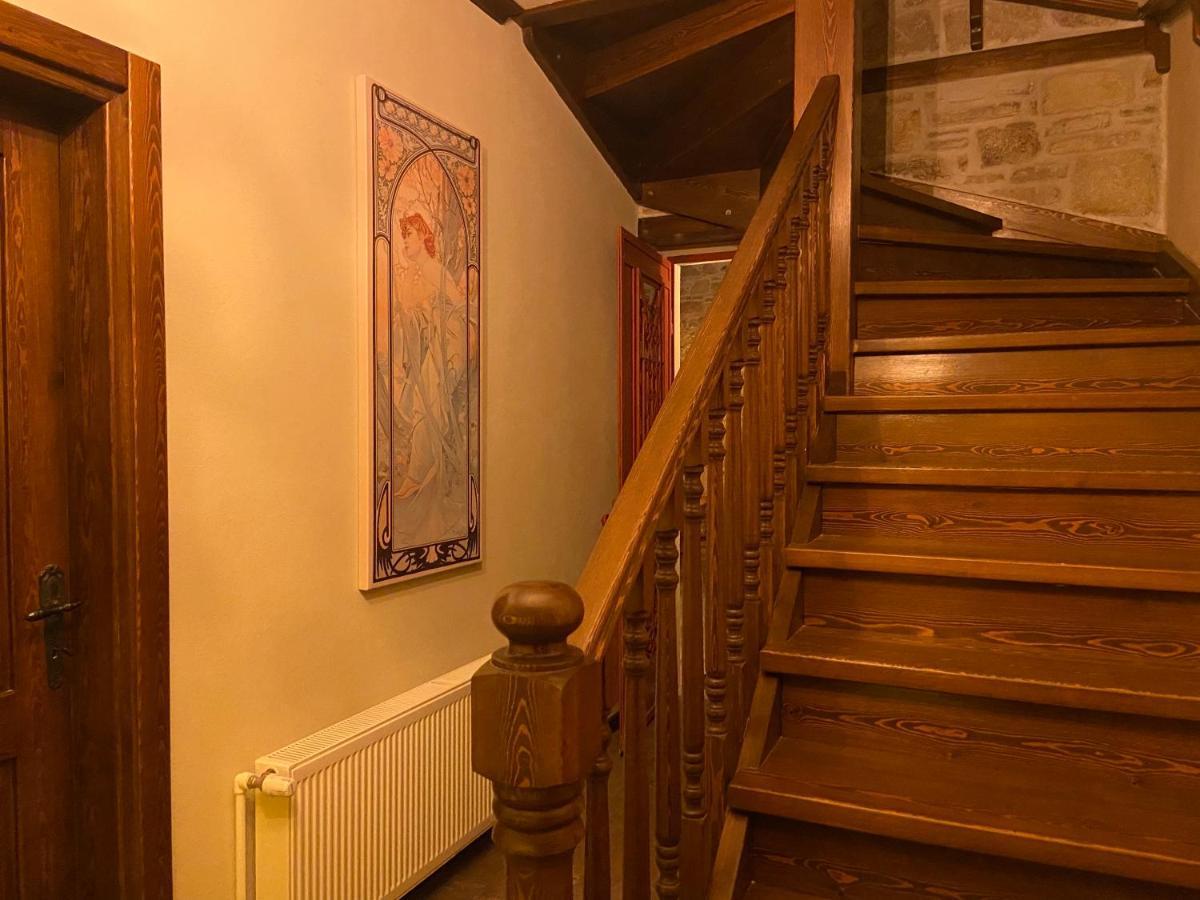 Dionysos 1789 Boutique Hotel โฟชา ภายนอก รูปภาพ