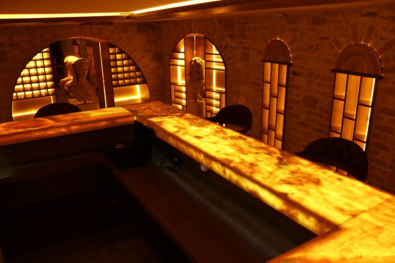Dionysos 1789 Boutique Hotel โฟชา ภายนอก รูปภาพ