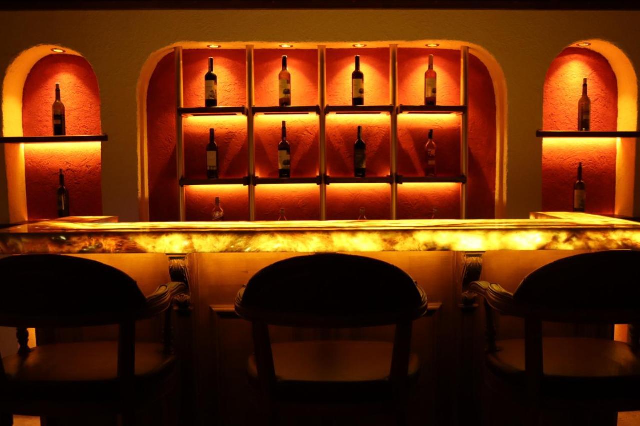 Dionysos 1789 Boutique Hotel โฟชา ภายนอก รูปภาพ
