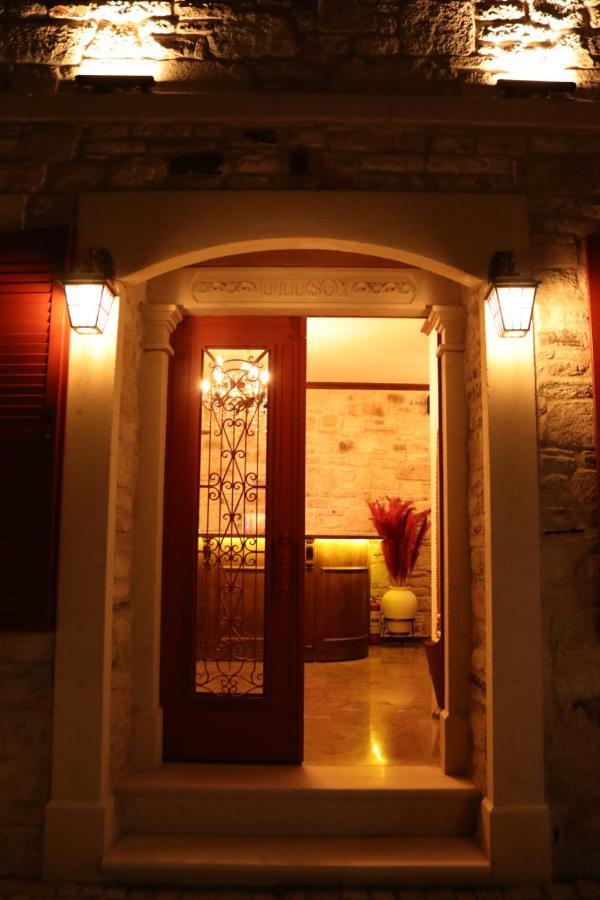 Dionysos 1789 Boutique Hotel โฟชา ภายนอก รูปภาพ